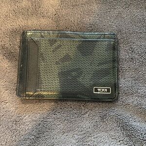 Tumi Leather Wallet Card Case Money Clip Leather